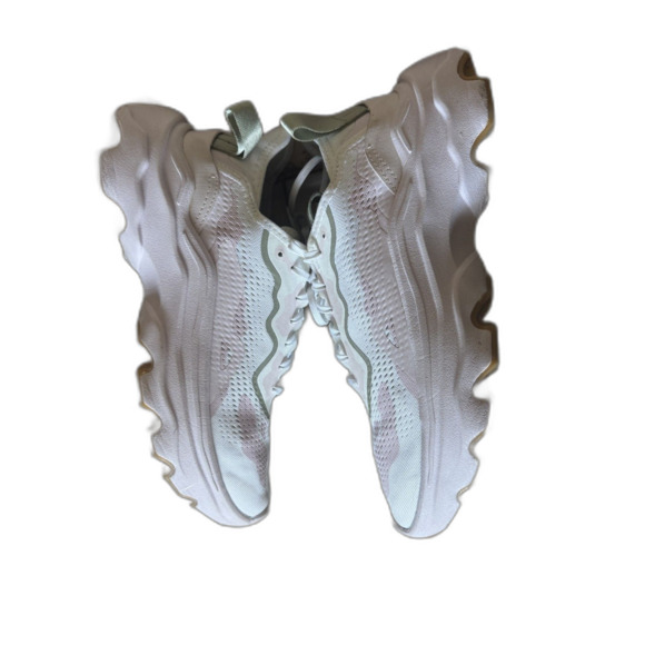 Sorel Kinetic Sneakers - Size 10 - Picture 4 of 7